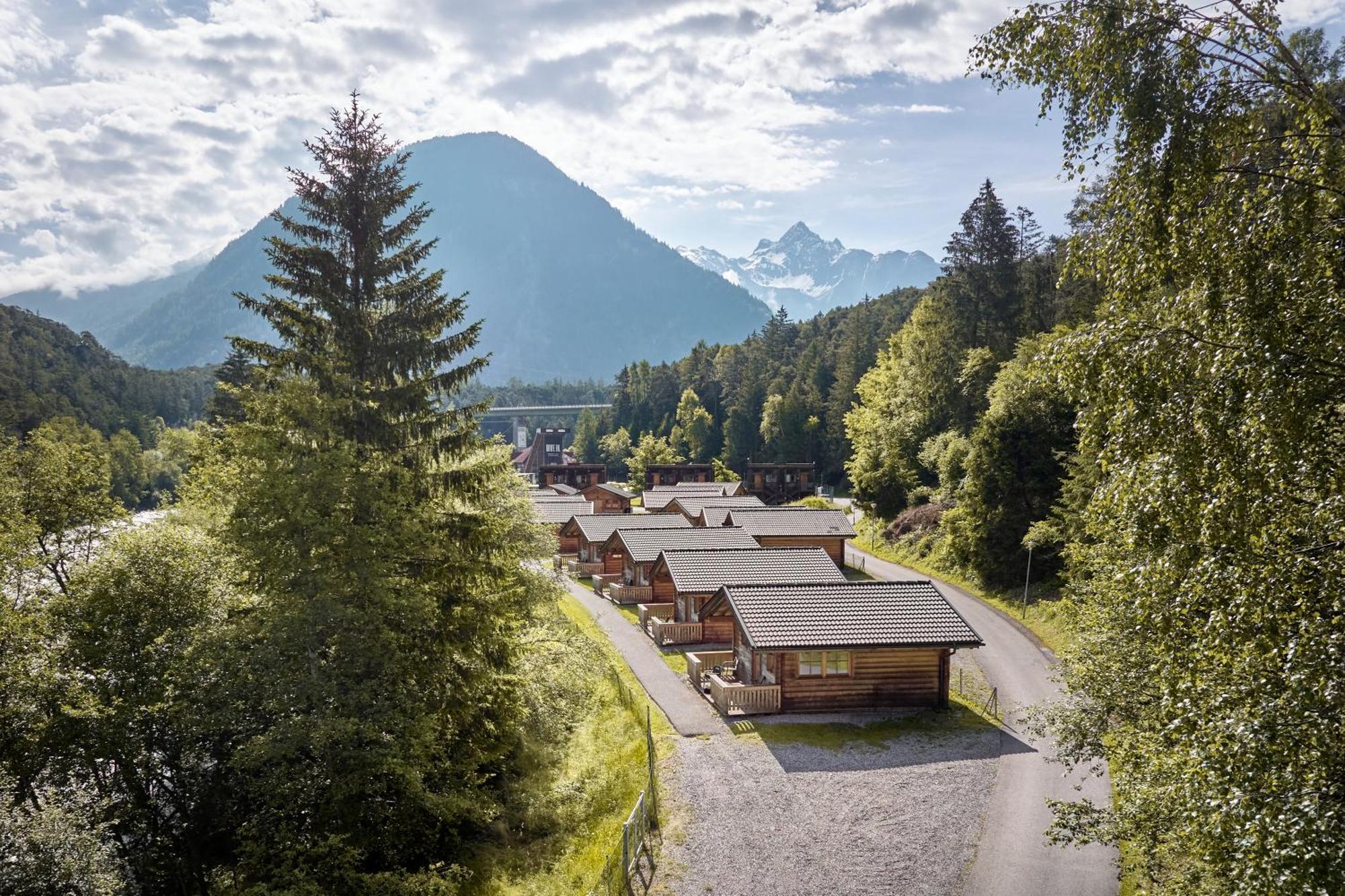 Hotel Area 47 - Tirol Ötztal-Bahnhof Exterior foto
